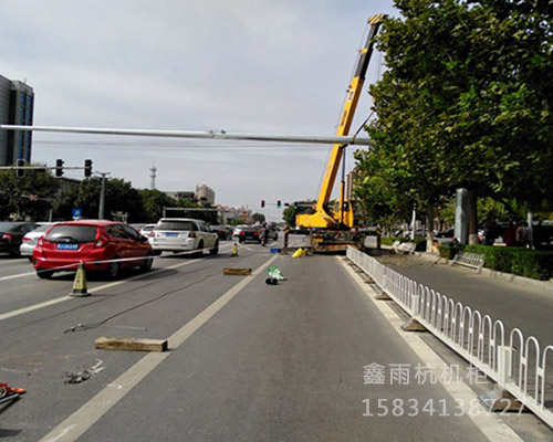 18米，20米，23米監(jiān)控桿安裝現(xiàn)場(chǎng)